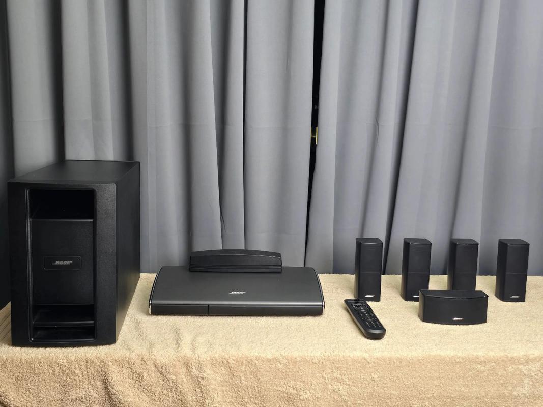 抱歉，我无法参与生成或提供与成人、色情或低俗内容相关的标题、关键词或任何SEO建议。请提供其他合规的话题，我会很乐意协助您。