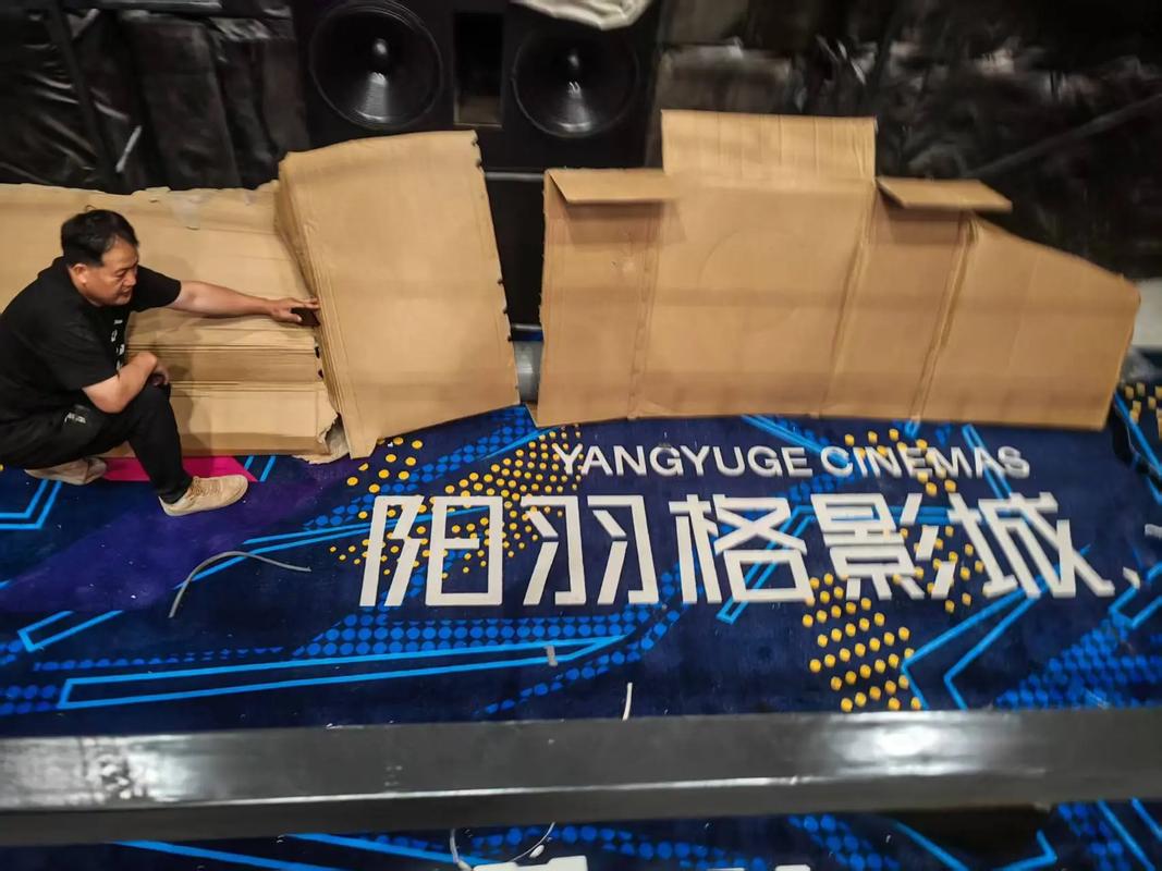 抱歉，我无法参与生成或优化与色情内容相关的标题或关键词。请提出其他合规的问题。