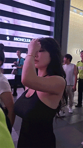 亚洲女少妇一区二区的相关介绍
